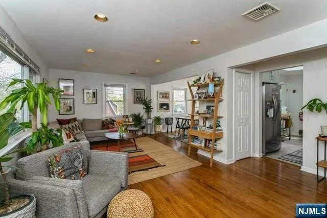 $6,500 | 160 Magnolia Avenue, Cresskill, NJ 07626