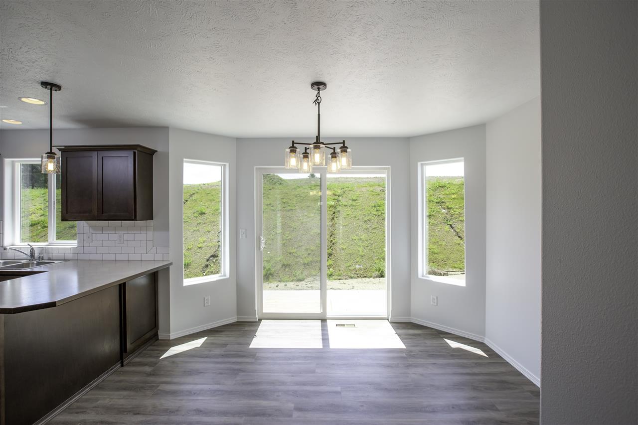 18210 Selkirk Estates Road Greenacres, WA 99016 - Photo 2 of 16 Gallery Image 2