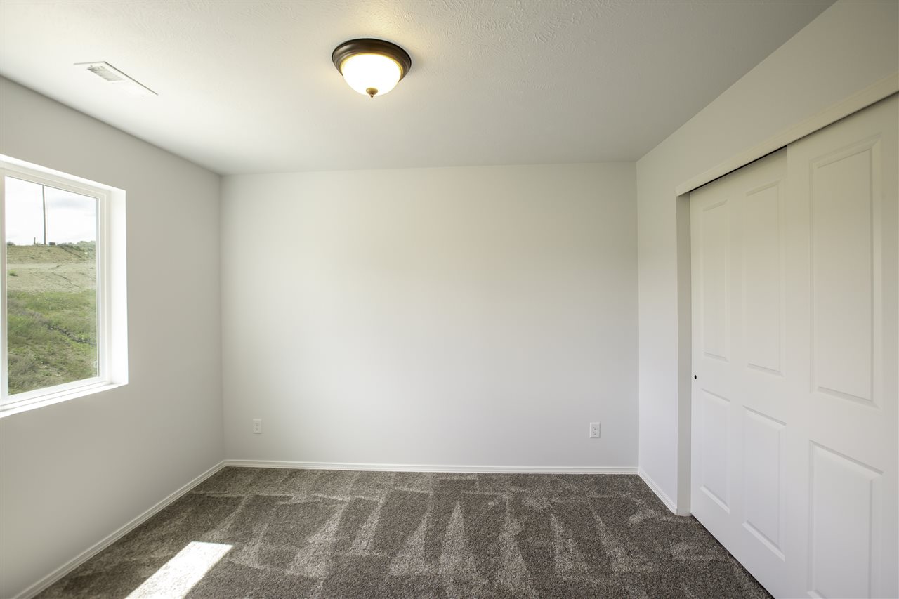 18210 Selkirk Estates Road Greenacres, WA 99016 - Photo 13 of 16 Gallery Image 13