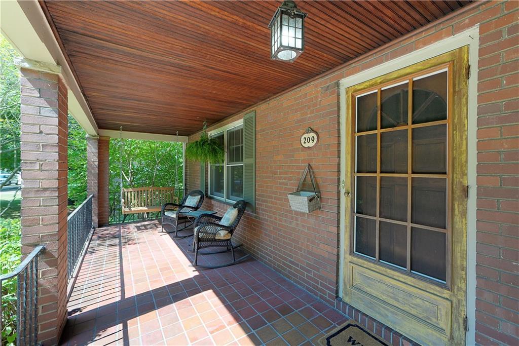 209 Quaker Road Sewickley, PA 15143 - Photo 2 of 25 Gallery Image 2