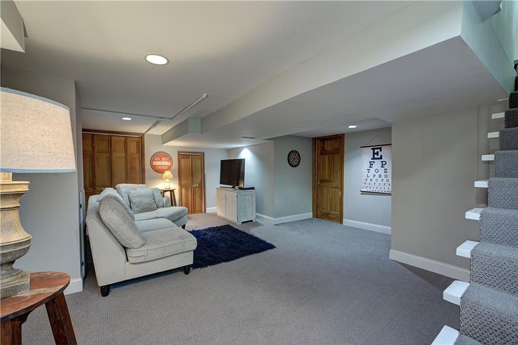 209 Quaker Road Sewickley, PA 15143 - Photo 20 of 25 Gallery Image 20