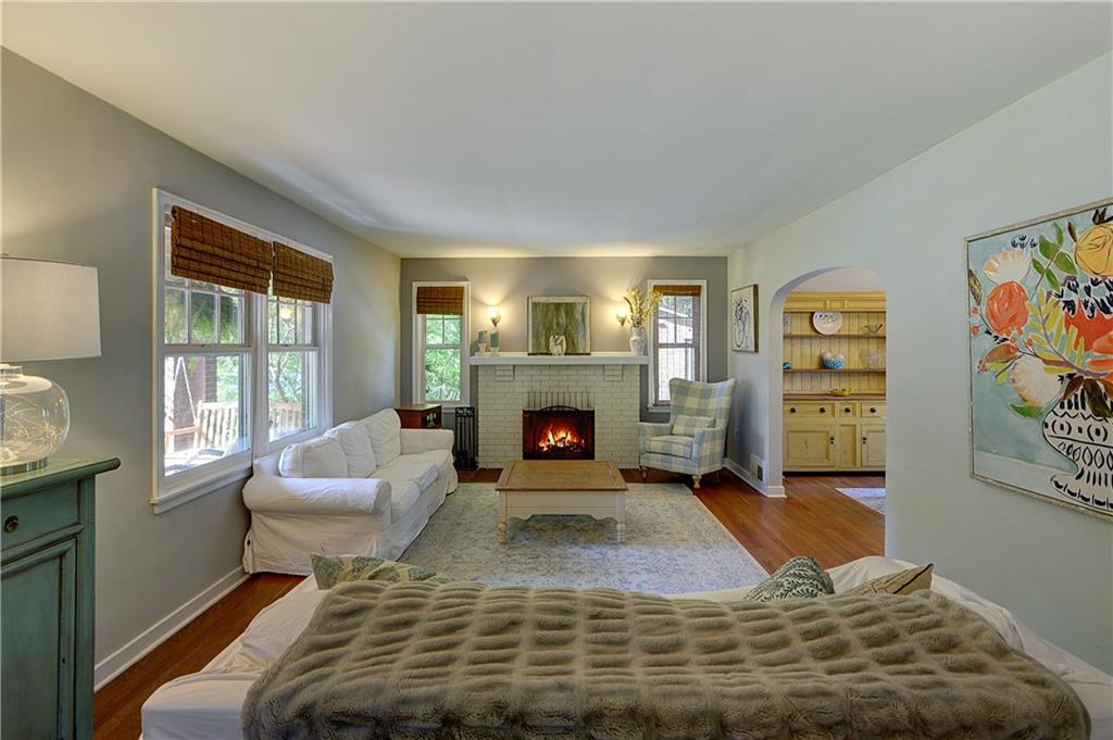209 Quaker Road Sewickley, PA 15143 - Photo 5 of 25 Gallery Image 5