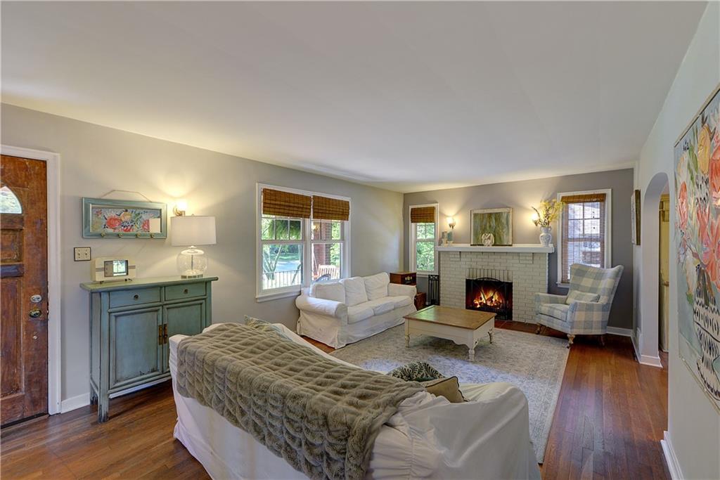 209 Quaker Road Sewickley, PA 15143 - Photo 6 of 25 Gallery Image 6