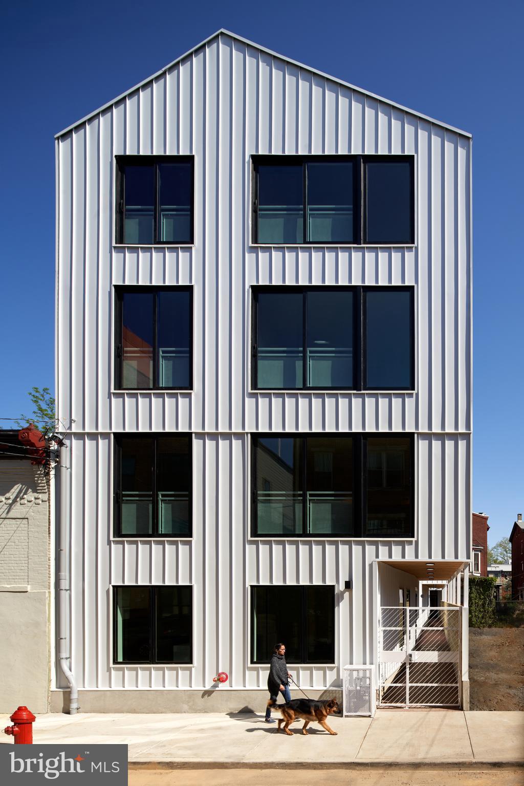 2011 Cambridge Street, Unit 6 Philadelphia, PA 19130 - Photo 1 of 36