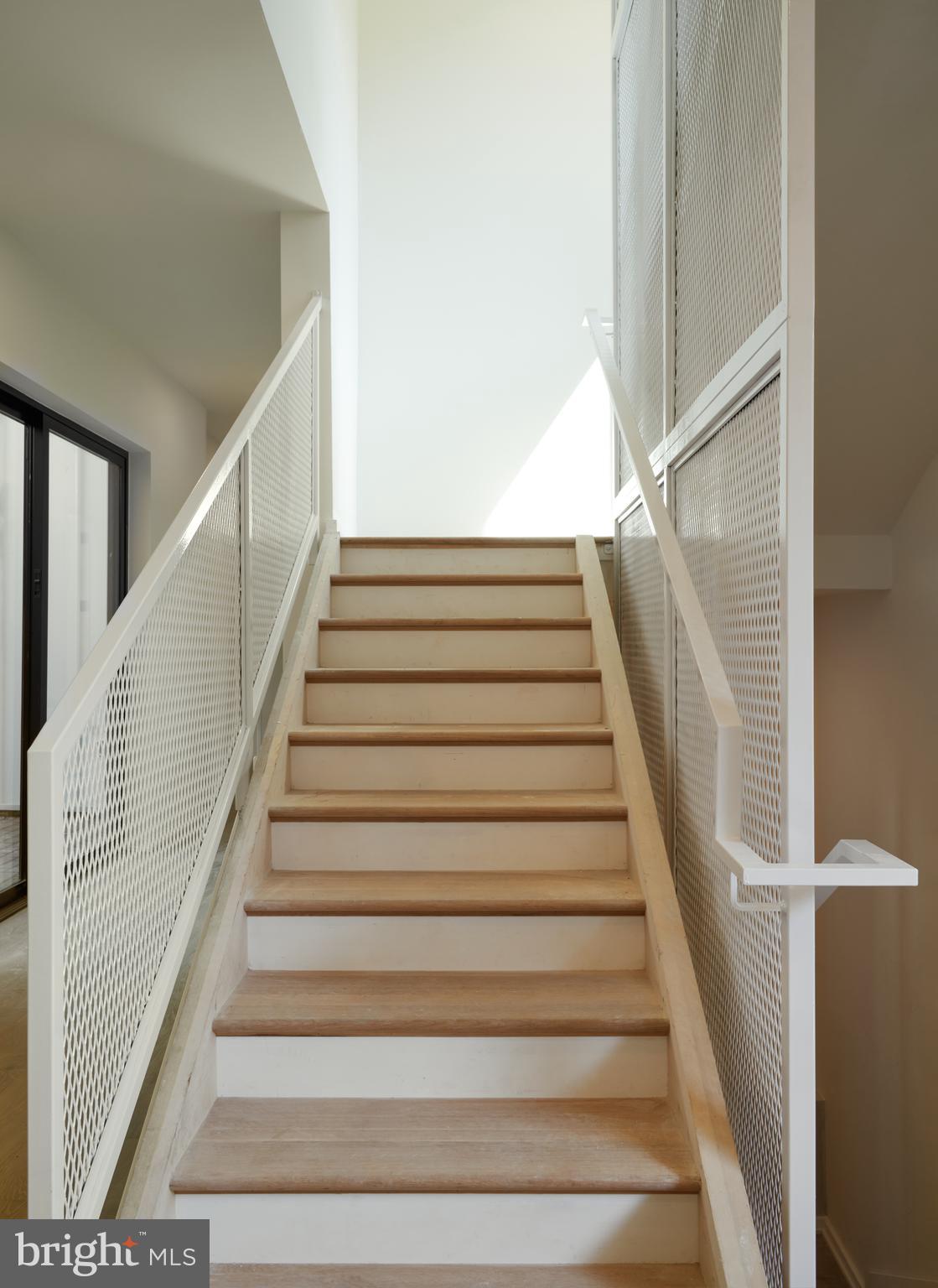 2011 Cambridge Street, Unit 6 Philadelphia, PA 19130 - Photo 18 of 36