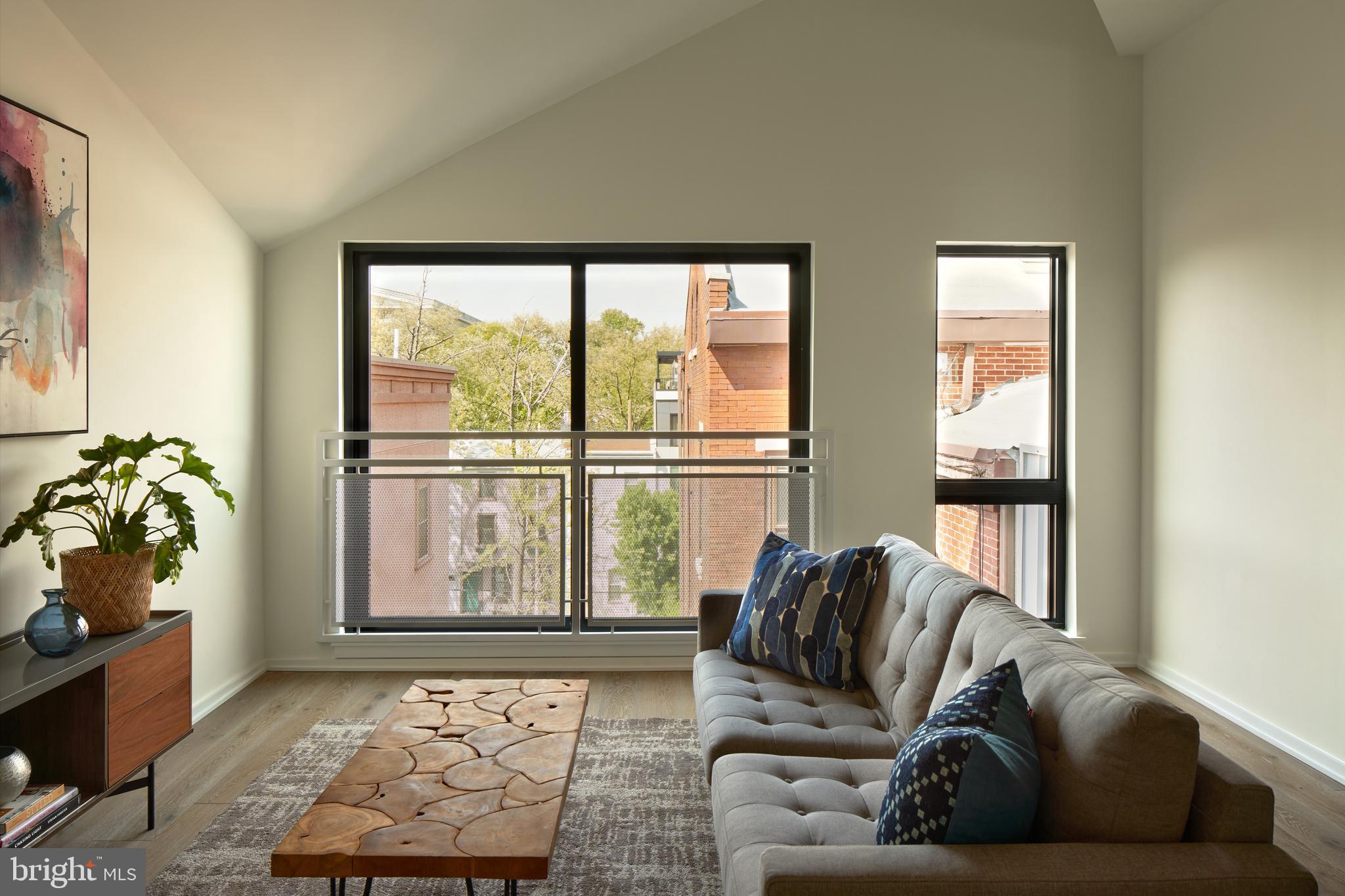 2011 Cambridge Street, Unit 6 Philadelphia, PA 19130 - Photo 22 of 36