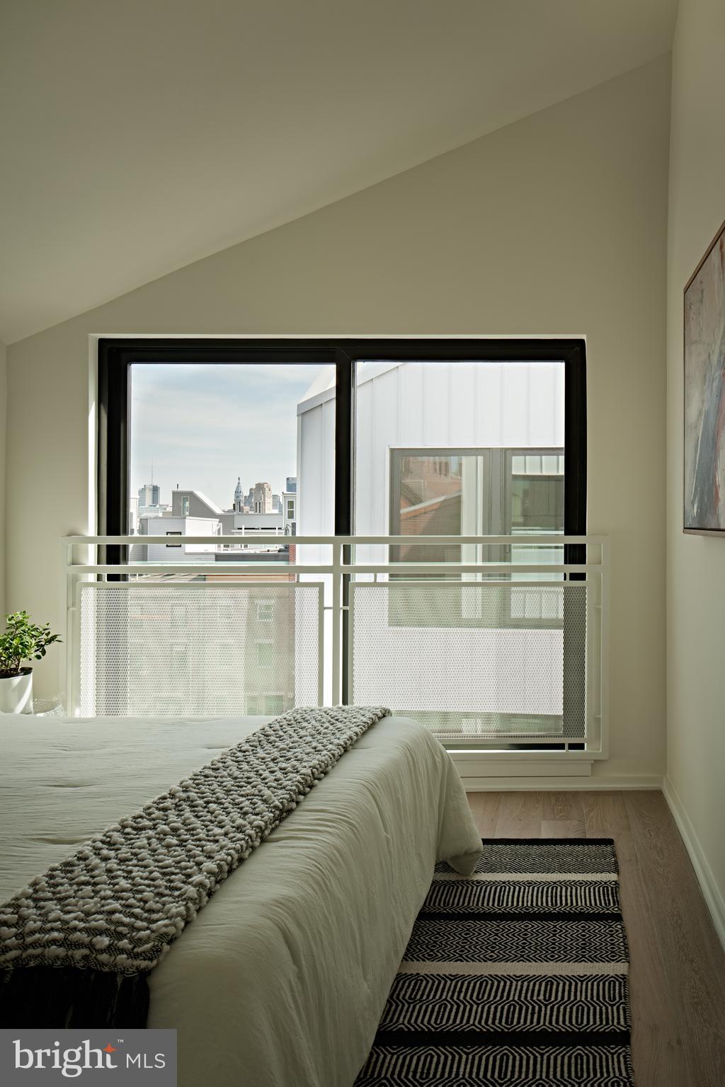 2011 Cambridge Street, Unit 6 Philadelphia, PA 19130 - Photo 23 of 36