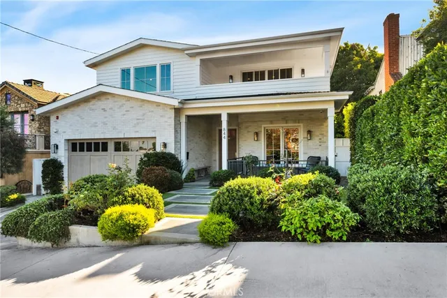$4,999,000 | 844 14th Street, Manhattan Beach, CA 90266