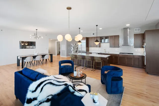 $1,295,000 | 1240 South 2nd Street, Unit 1226, Minneapolis, MN 55415