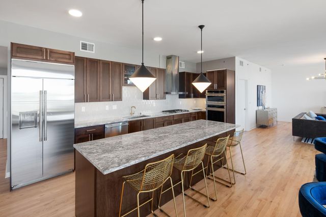 $1,295,000 | 1240 South 2nd Street, Unit 1226, Minneapolis, MN 55415