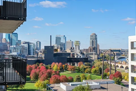 $1,295,000 | 1240 South 2nd Street, Unit 1226, Minneapolis, MN 55415
