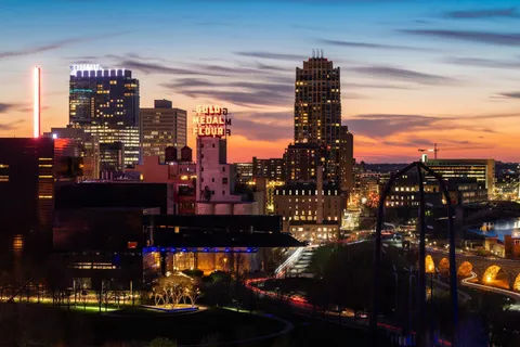 $1,295,000 | 1240 South 2nd Street, Unit 1226, Minneapolis, MN 55415