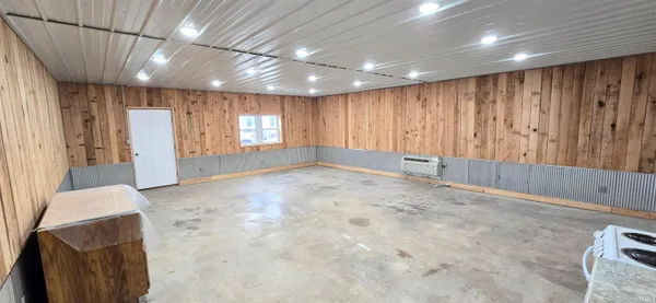 $124,900 | 608 Northwest 2nd Street, Washington, IN 47501
