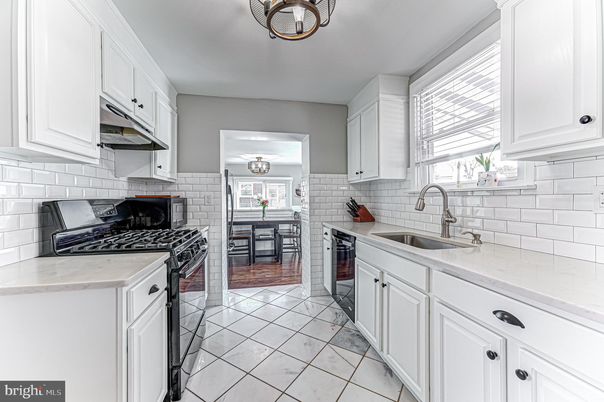 340 Sedgewood Road Springfield, PA 19064 - Photo 12 of 39 Kitchen