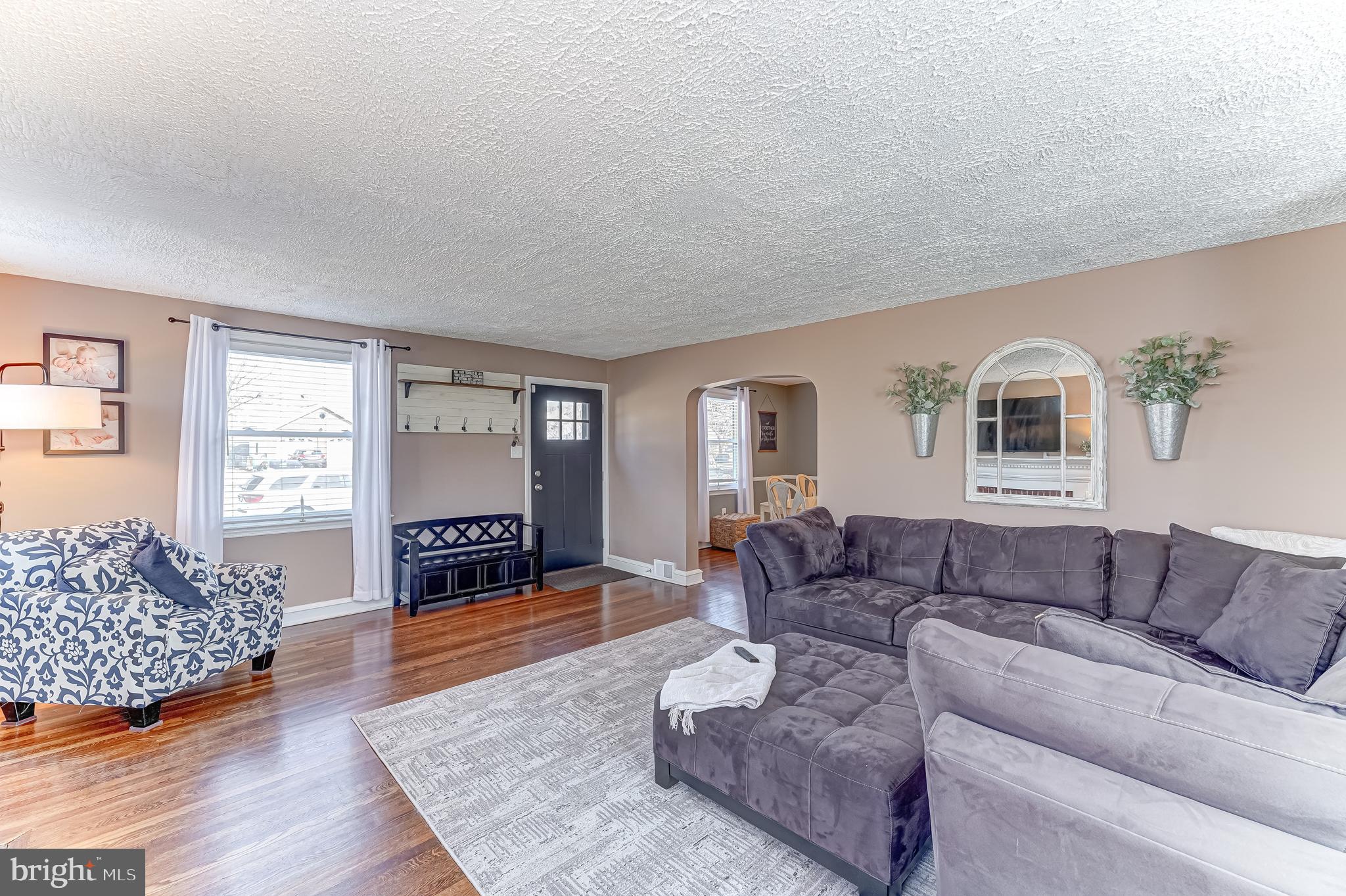 340 Sedgewood Road Springfield, PA 19064 - Photo 6 of 39