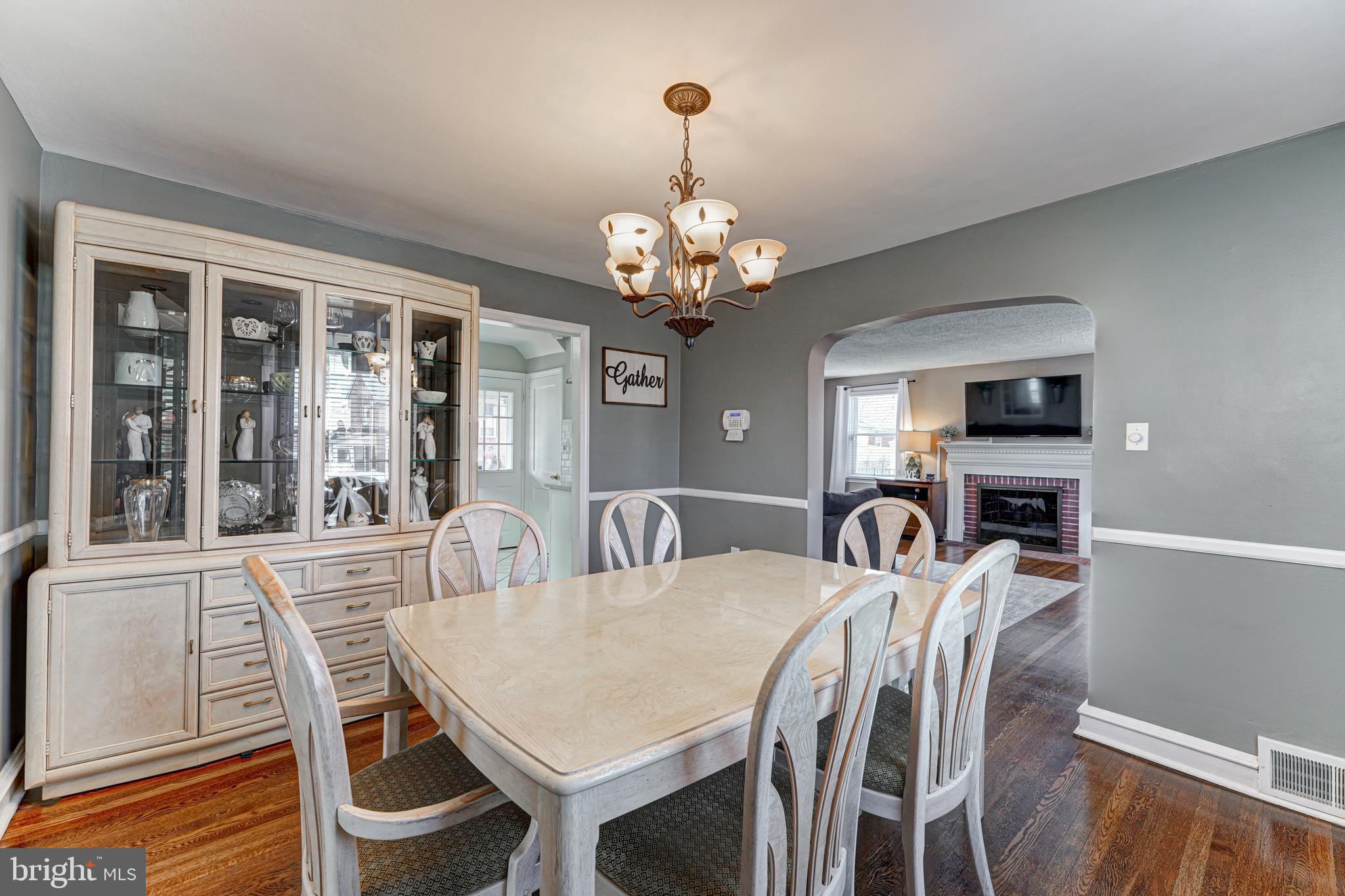 340 Sedgewood Road Springfield, PA 19064 - Photo 10 of 39 Dining Room