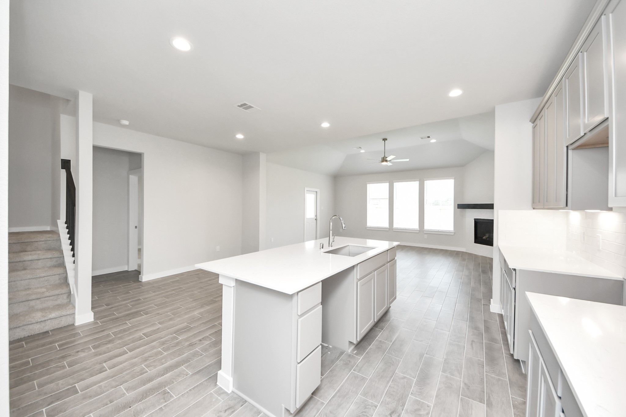 24502 Broad Park Spring, TX 77373 - Photo 20 of 47 This generously spacious kitchen is a dream realized!
