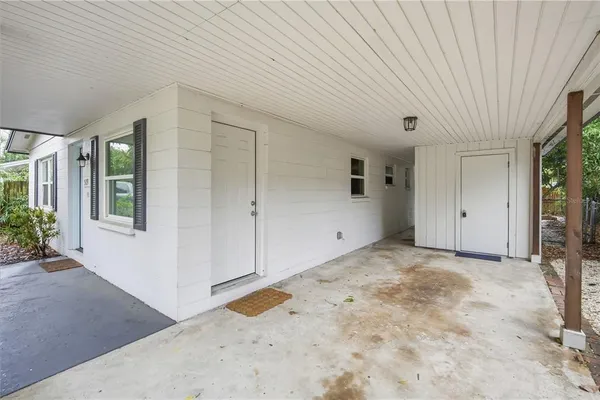 $2,200 | 5119 East Chilkoot Avenue, Tampa, FL 33617