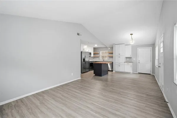 $2,200 | 5119 East Chilkoot Avenue, Tampa, FL 33617