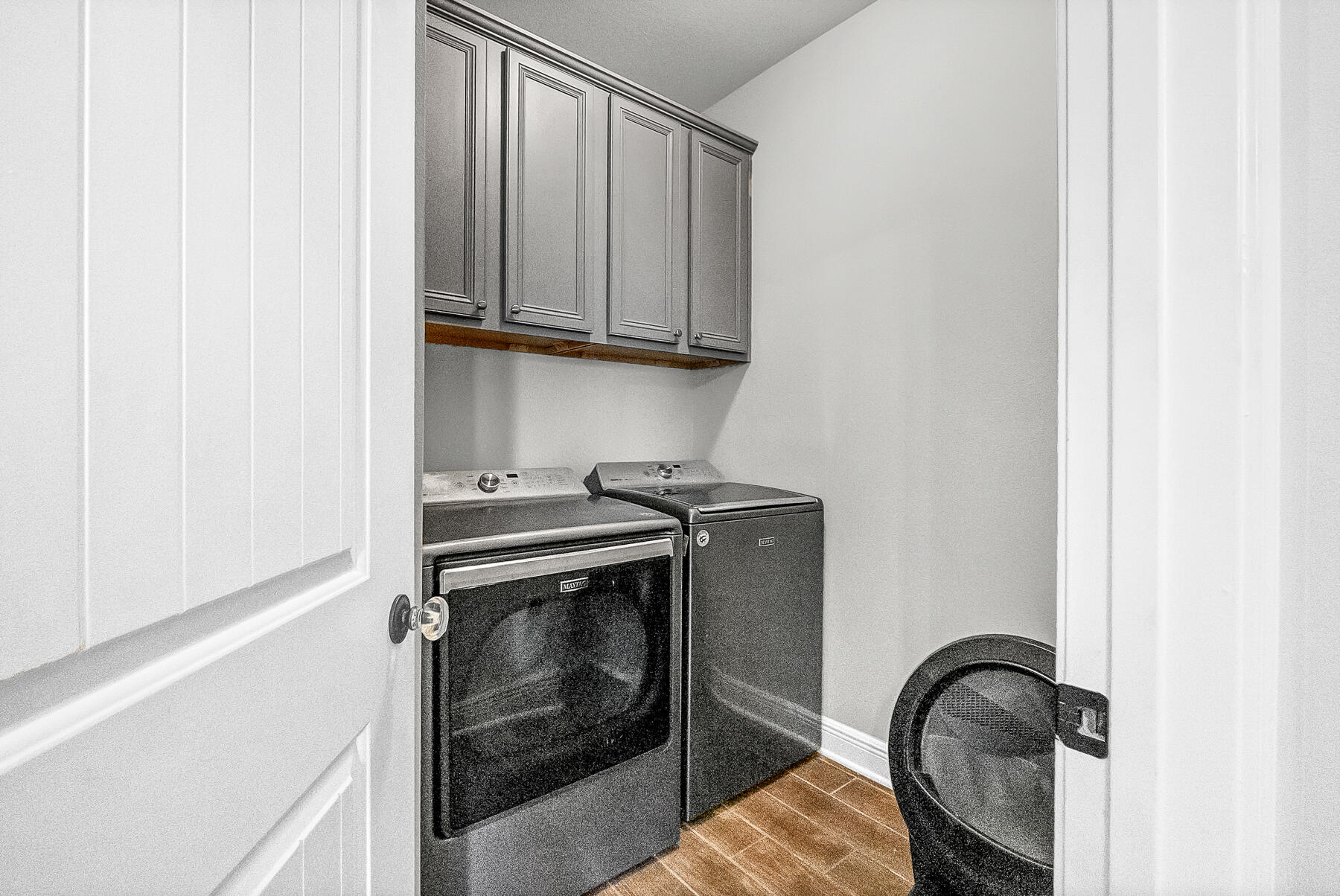 682 Teal Street Crestview, FL 32539 - Photo 27 of 34 a close view of a sink and a stove in a kitchen