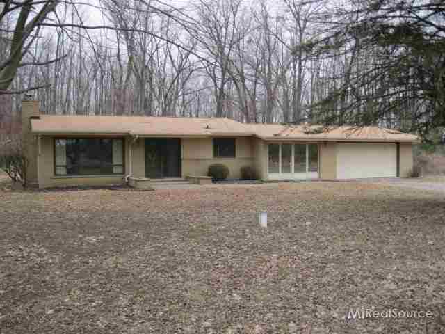 79444 Van Dyke Road Romeo, MI 48065 - Photo 2 of 13 31144226-1.JPG