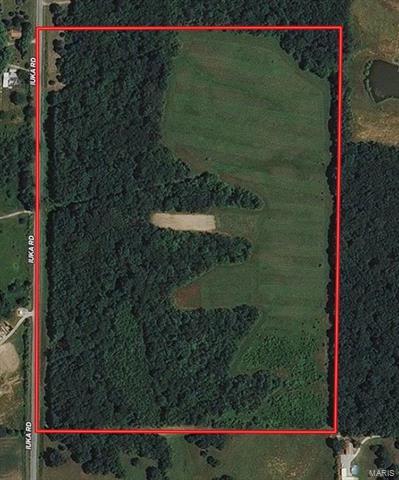 3500 Iuka Road Iuka, IL 62849 - Photo 1 of 1 a view of a small yard