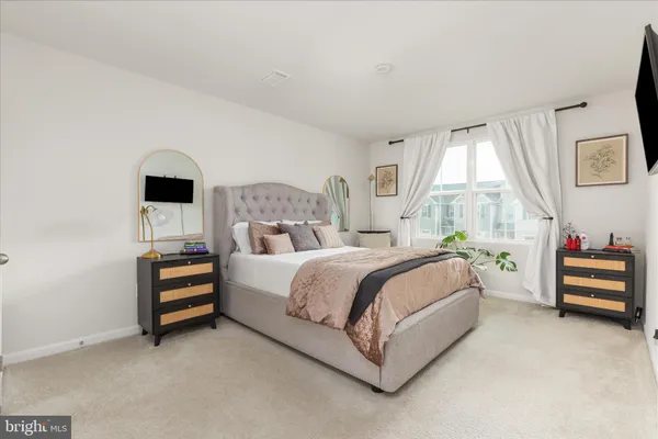 $270,000 | 130 Calais Place, Hedgesville, WV 25427