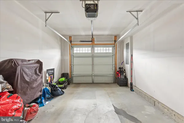 $270,000 | 130 Calais Place, Hedgesville, WV 25427