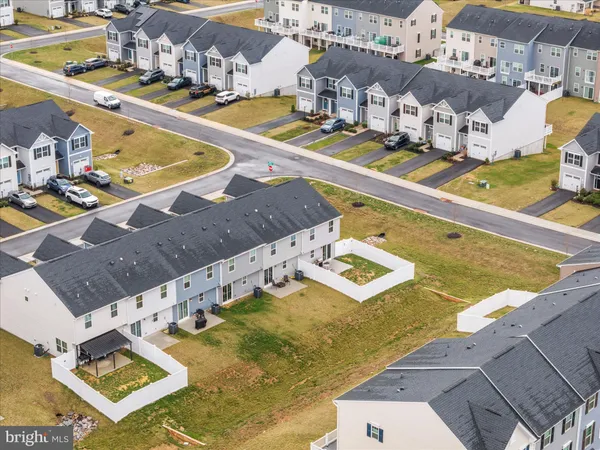 $270,000 | 130 Calais Place, Hedgesville, WV 25427