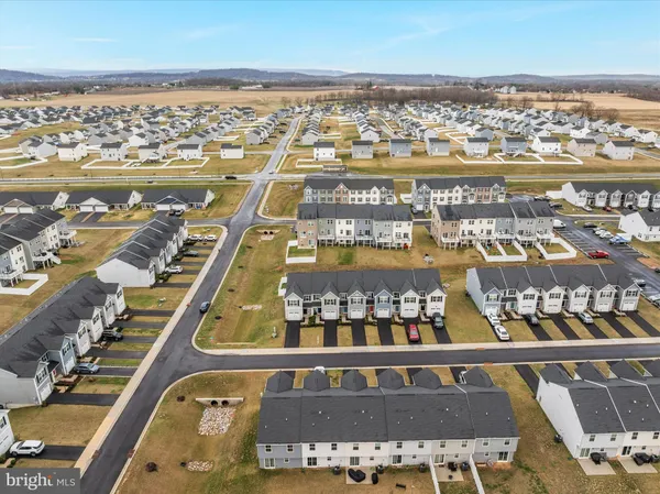 $270,000 | 130 Calais Place, Hedgesville, WV 25427