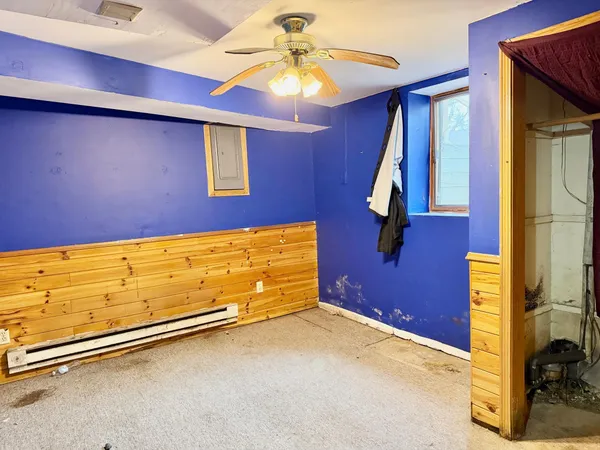 $130,000 | 410 11th Street Southwest, Willmar, MN 56201