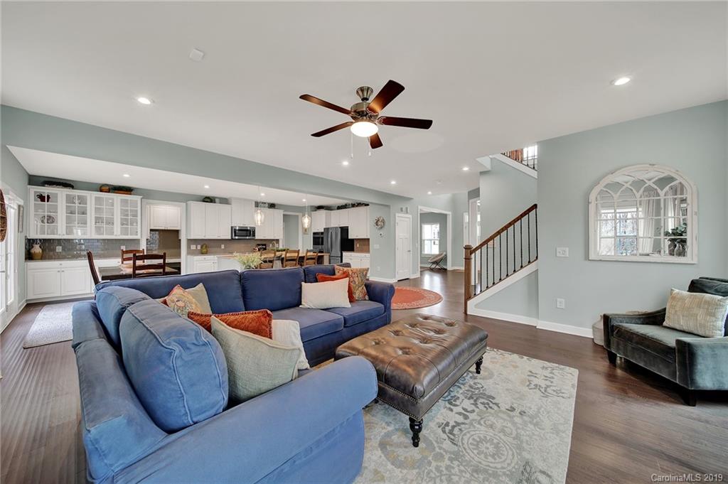 1607 Callahan Road Fort Mill, SC 29715 - Photo 10 of 36 Gallery Image 10