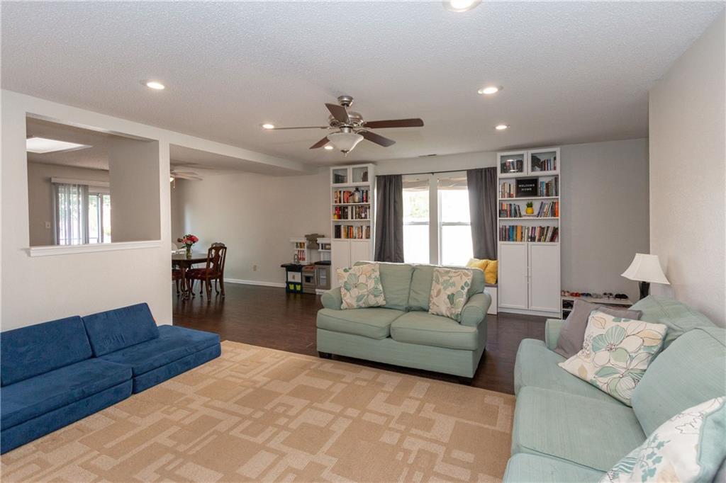 7427 Redcliff Road Indianapolis, IN 46256 - Photo 3 of 21 Gallery Image 3