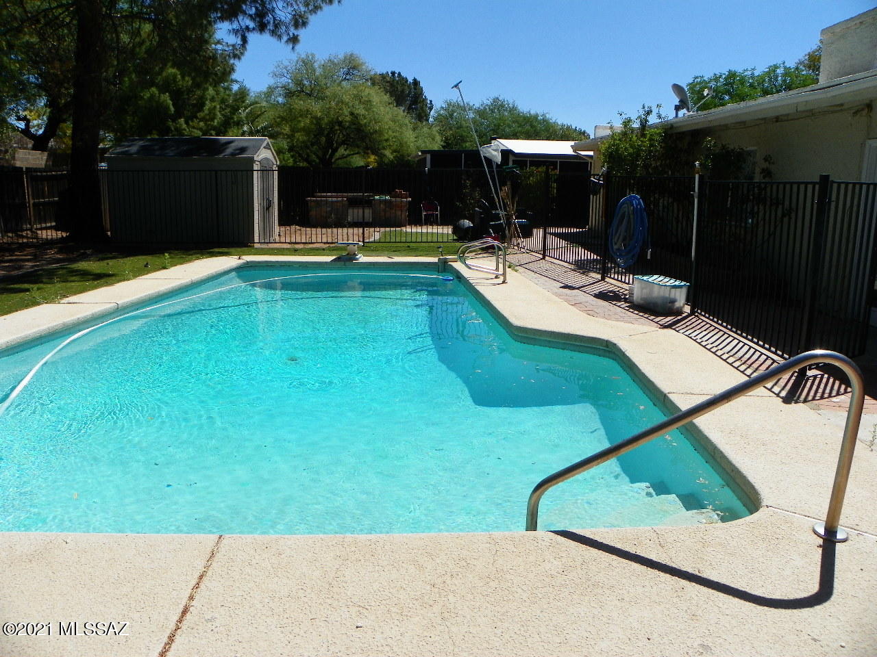 408 Calle Madrid Rio Rico, AZ 85648 - Photo 2 of 25 Gallery Image 2