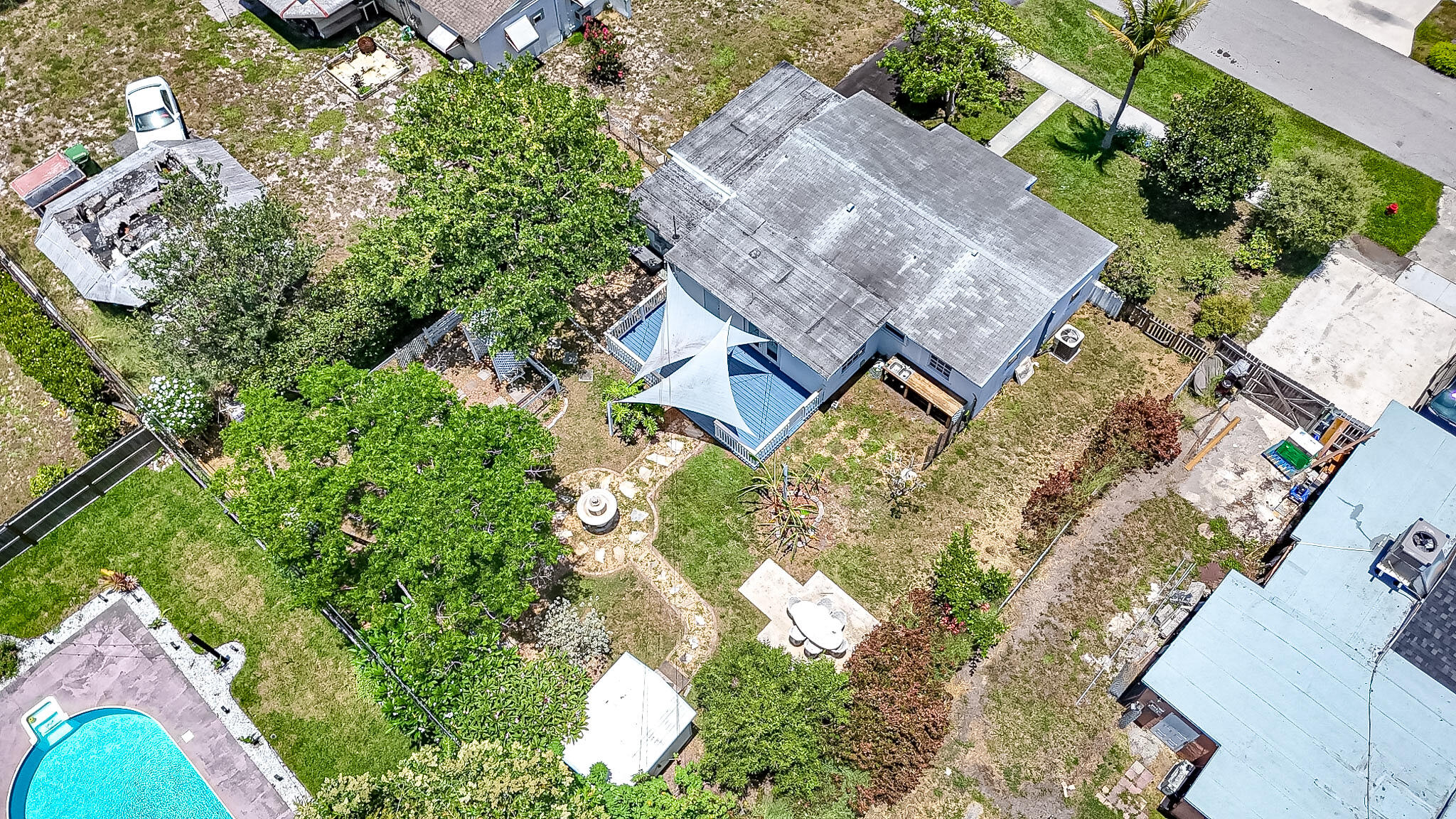 337 Mid Pines Road Palm Springs, FL 33461 - Photo 27 of 32 dji_fly_20260619_131534_0011_17819623141