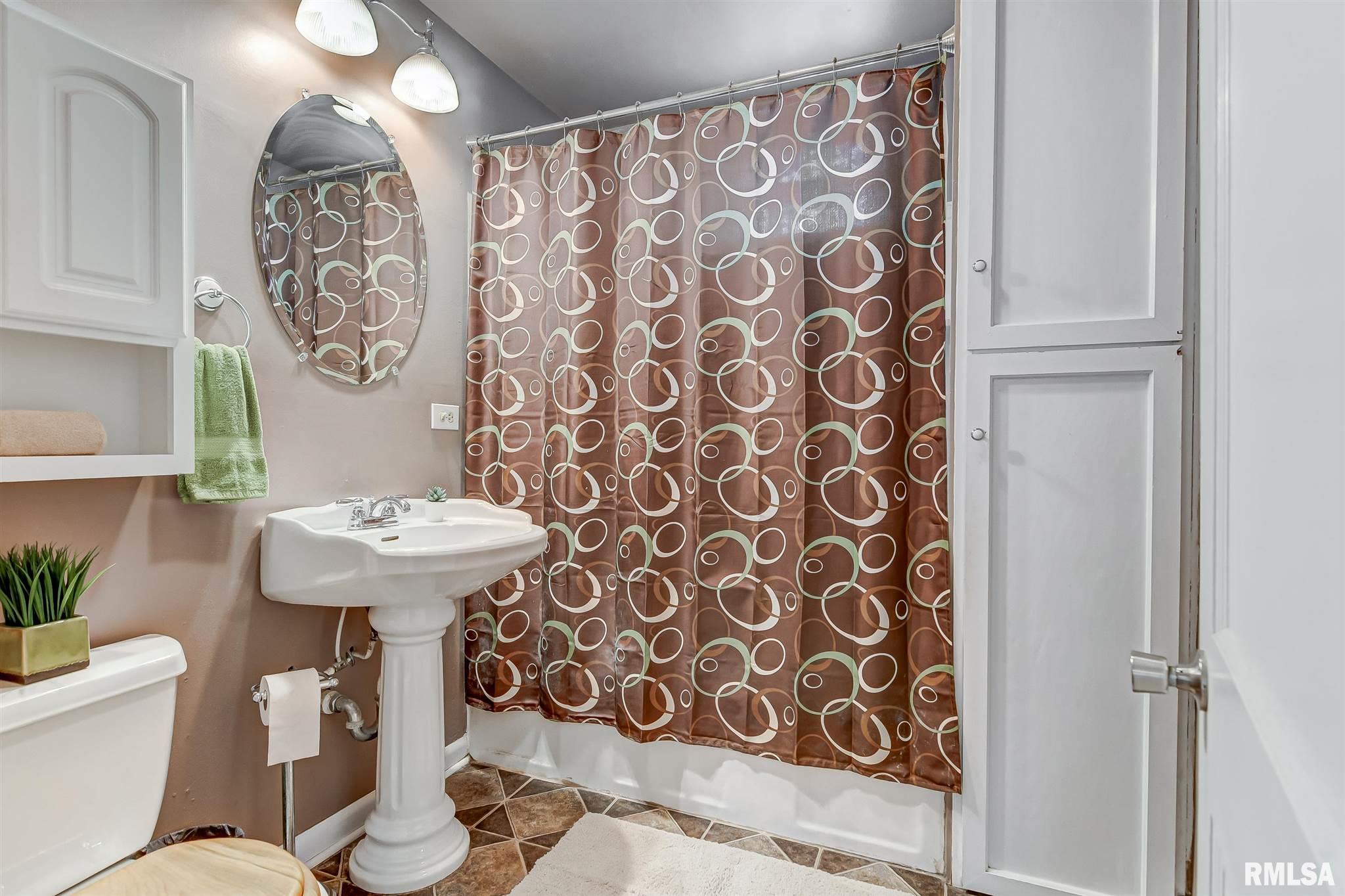 2061 North 7th Street Springfield, IL 62702 - Photo 22 of 31