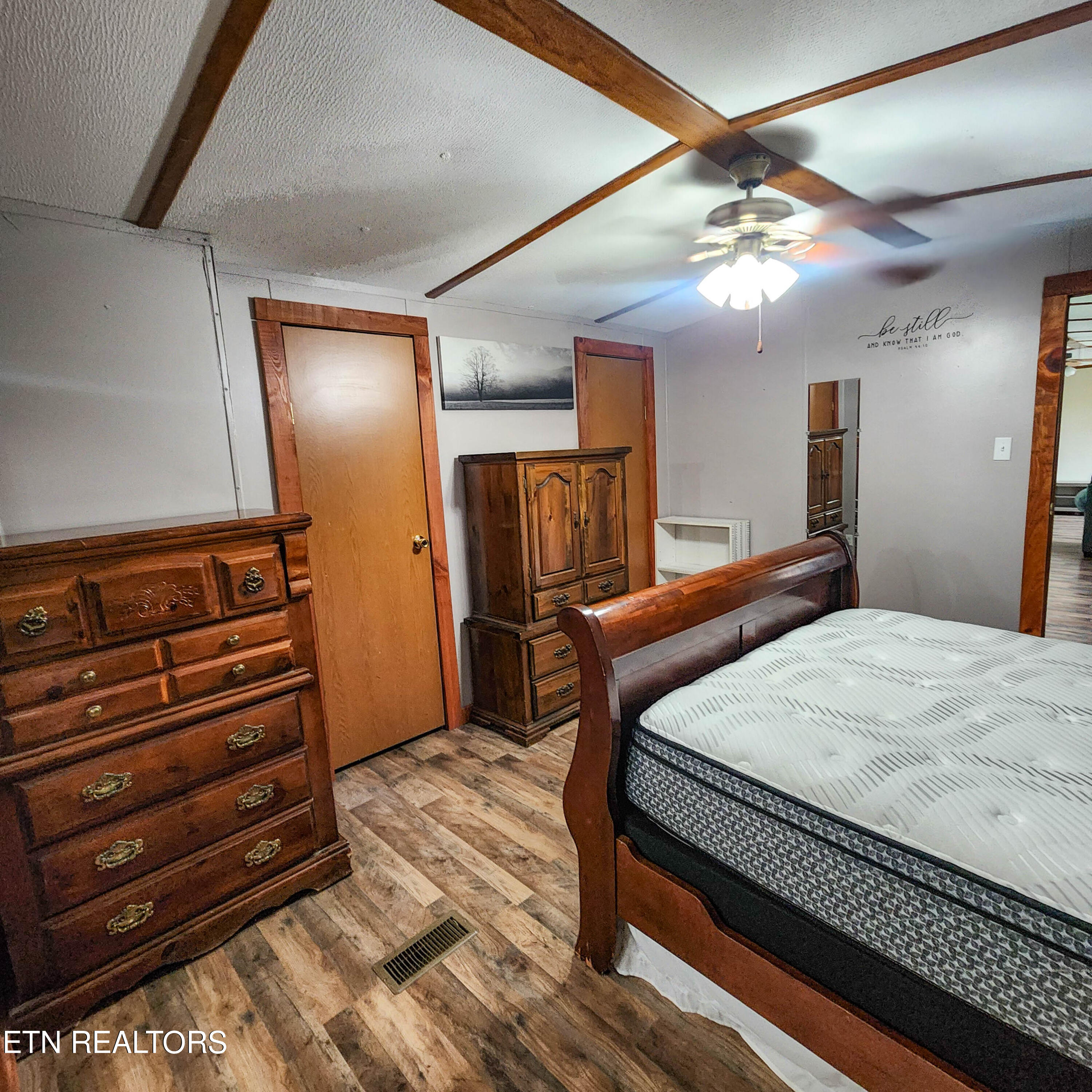1010 Shirley Road Washburn, TN 37888 - Photo 15 of 27 shirley br1c