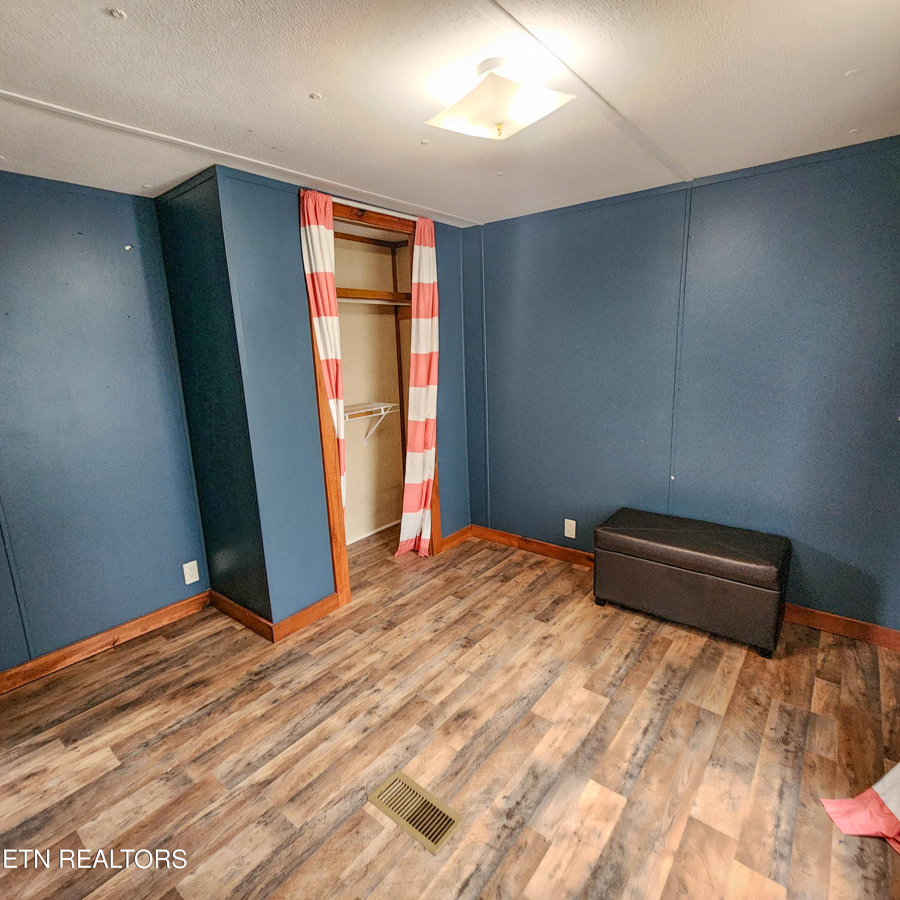 1010 Shirley Road Washburn, TN 37888 - Photo 18 of 27 shirley br2