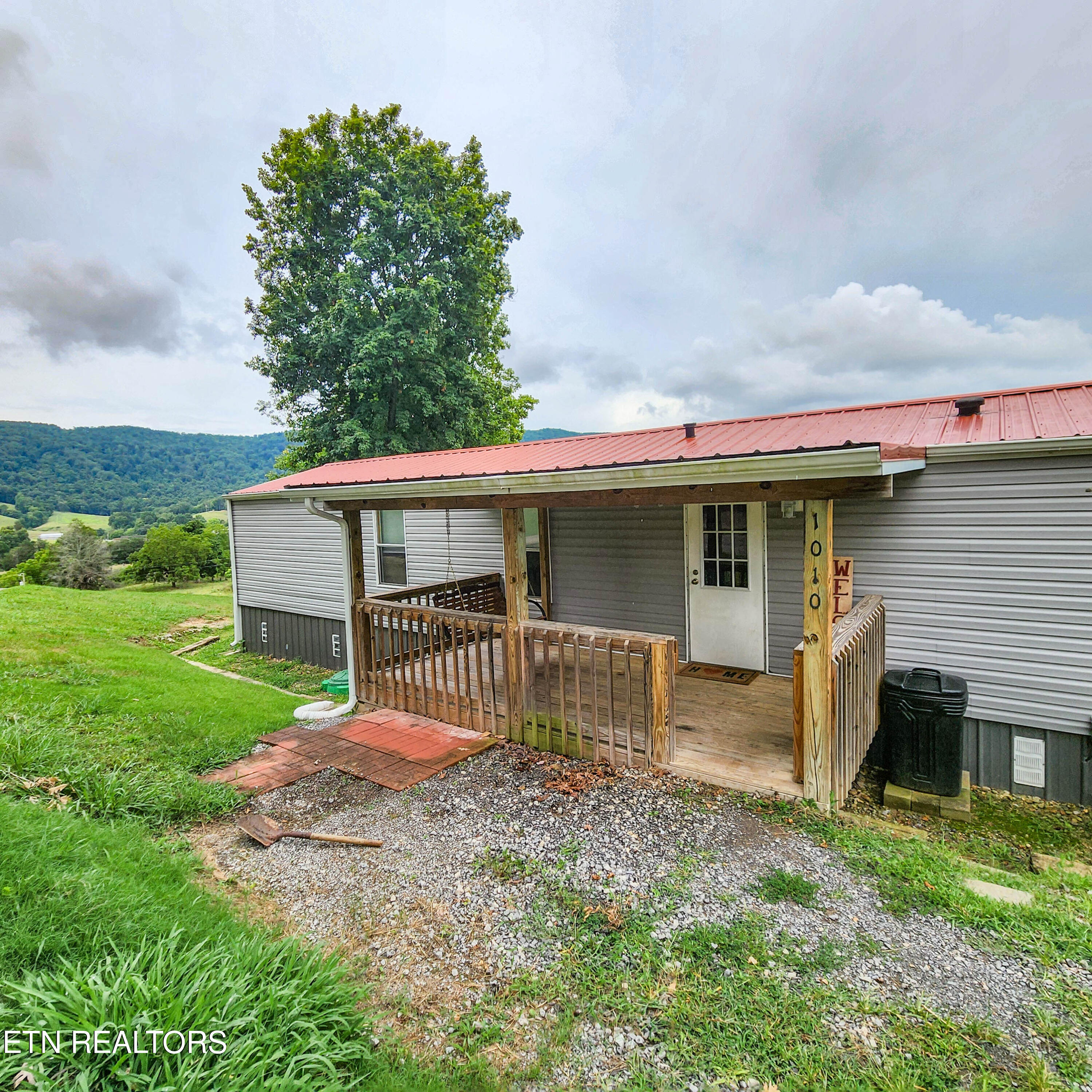 1010 Shirley Road Washburn, TN 37888 - Photo 22 of 27 shirley 3