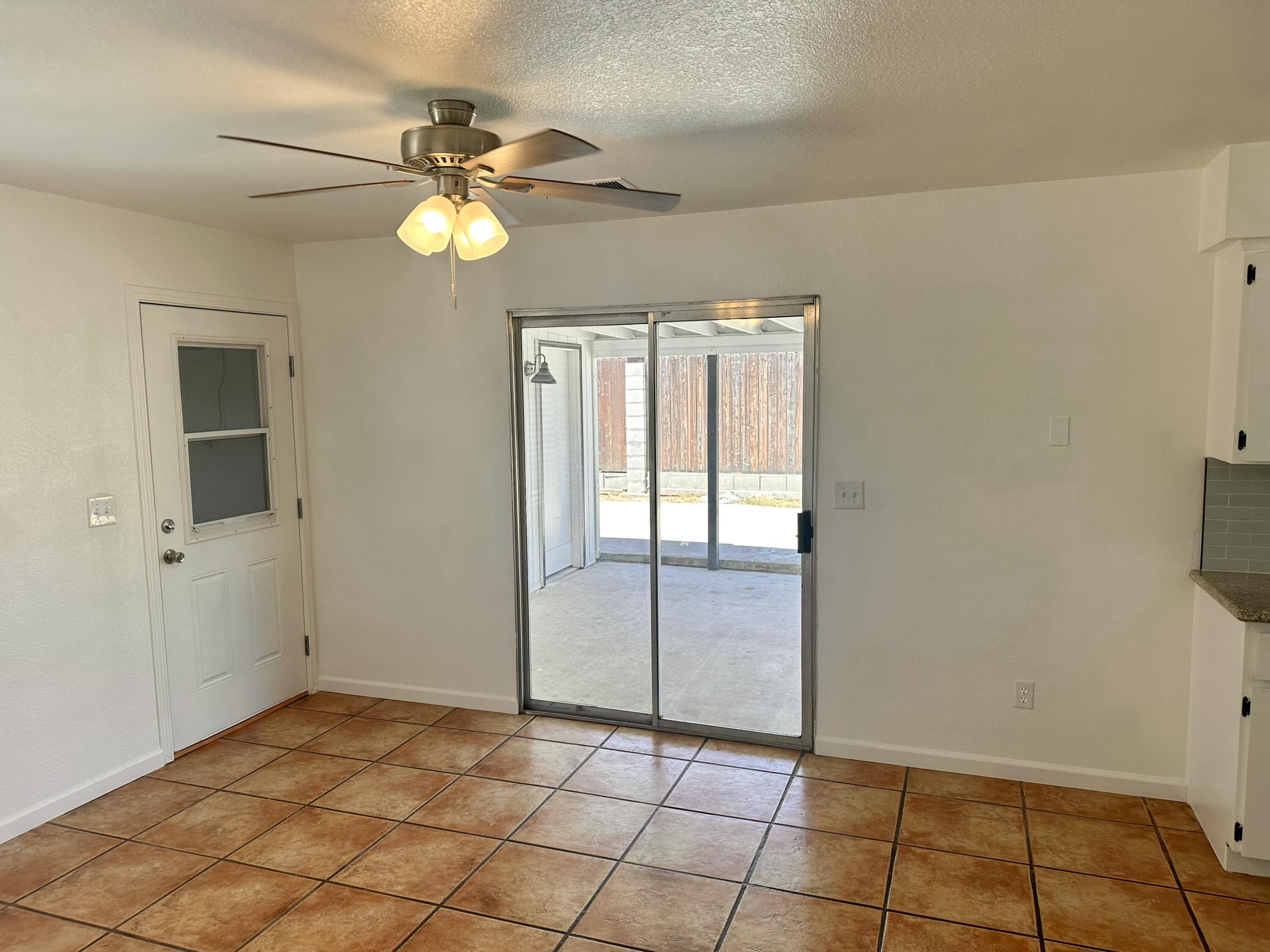 30880 Farr Road Visalia, CA 93291 - Photo 11 of 27 a view of an entryway
