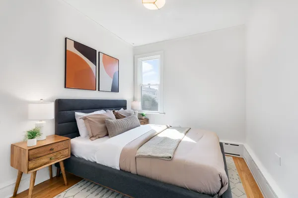 $649,900 | 1580 Florence Avenue, Evanston, IL 60201