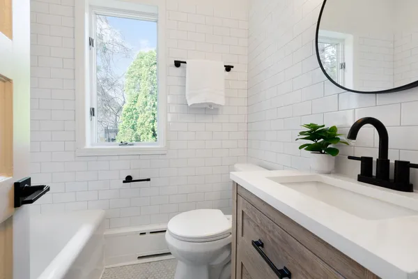 $649,900 | 1580 Florence Avenue, Evanston, IL 60201