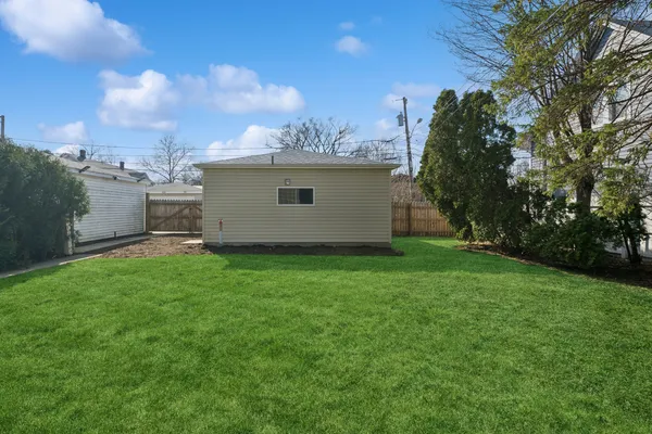 $649,900 | 1580 Florence Avenue, Evanston, IL 60201