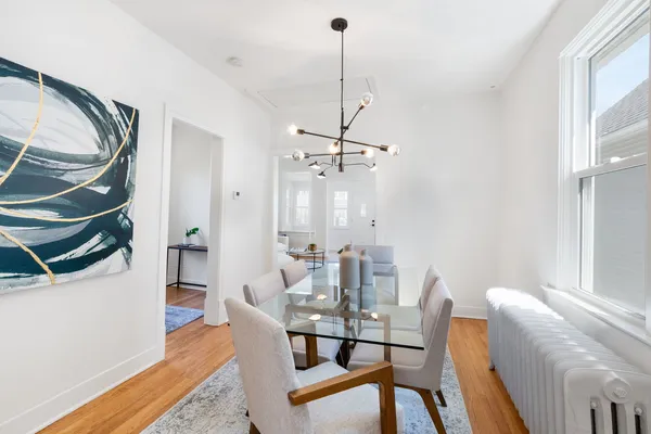 $649,900 | 1580 Florence Avenue, Evanston, IL 60201