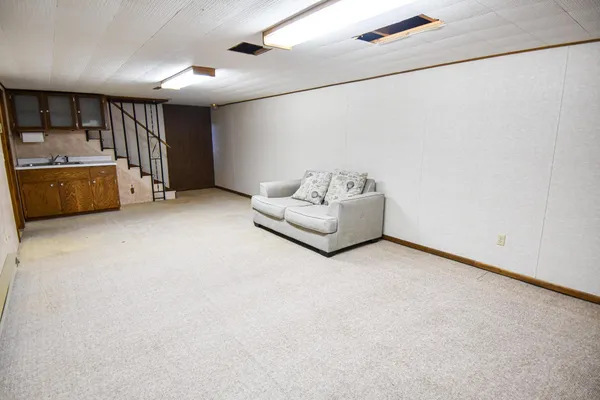 $213,900 | 302 Sherwood Avenue North, Thief River Falls, MN 56701