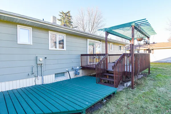 $213,900 | 302 Sherwood Avenue North, Thief River Falls, MN 56701