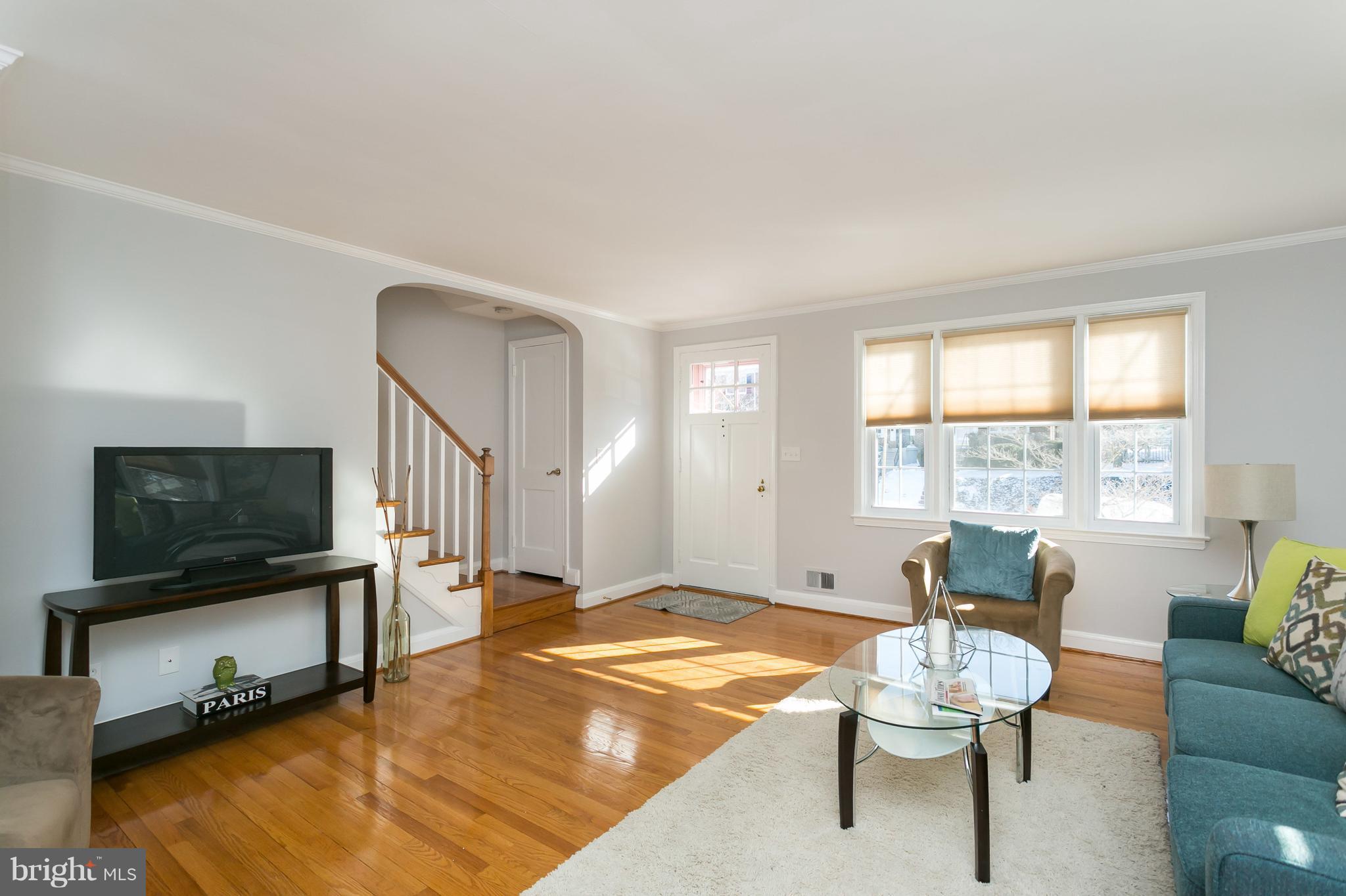 178 Stanmore Road Baltimore, MD 21212 - Photo 5 of 30 Living Room