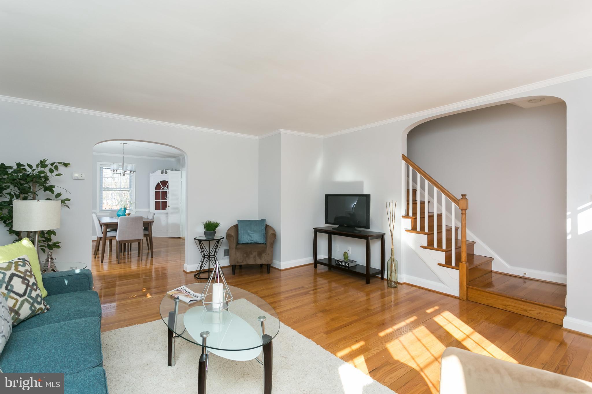178 Stanmore Road Baltimore, MD 21212 - Photo 6 of 30 Living Room