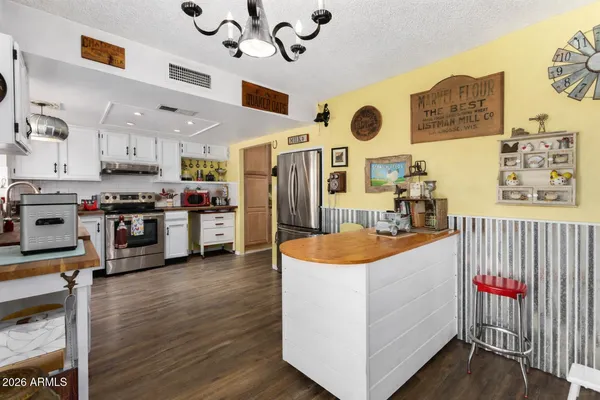 $400,000 | 4152 West Paradise Drive, Phoenix, AZ 85029