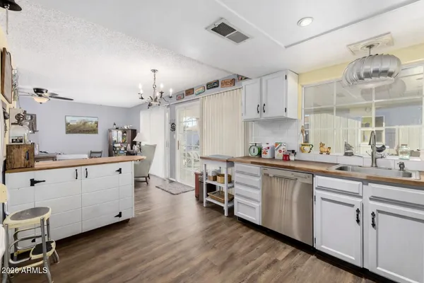 $400,000 | 4152 West Paradise Drive, Phoenix, AZ 85029